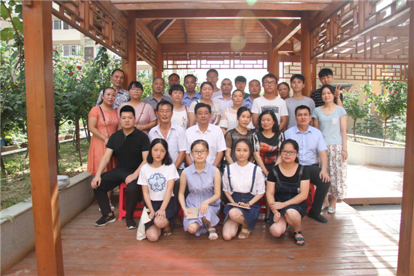 又是一年金秋季，助學(xué)圓夢暖人心----2017年寶業(yè)集團(tuán)“金秋助學(xué)”活動圓滿結(jié)束